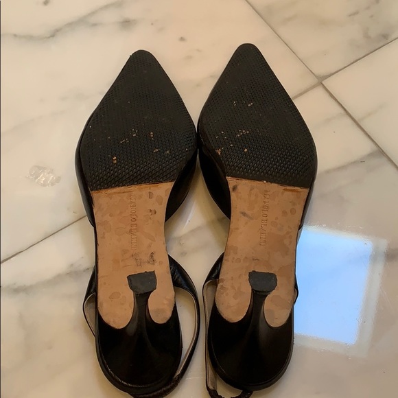 Manolo Blahnik Carolyne pumps - Picture 3 of 6